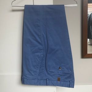 Men’s chinos